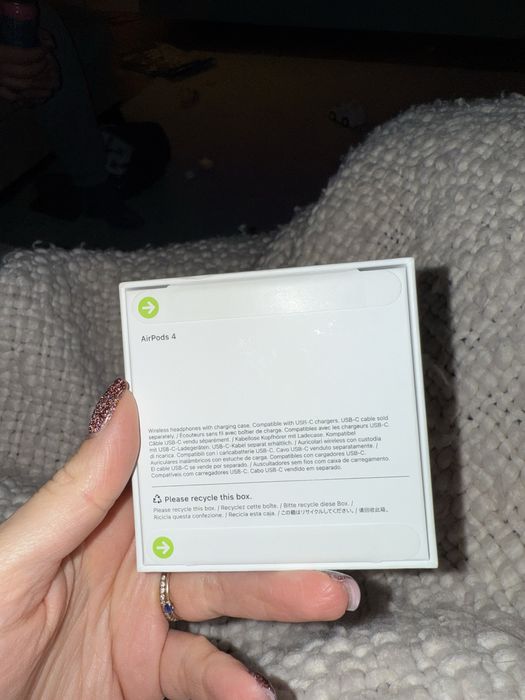 Apple AirPods 4 (MXP63ZM/A) sluchawki douszne nowe