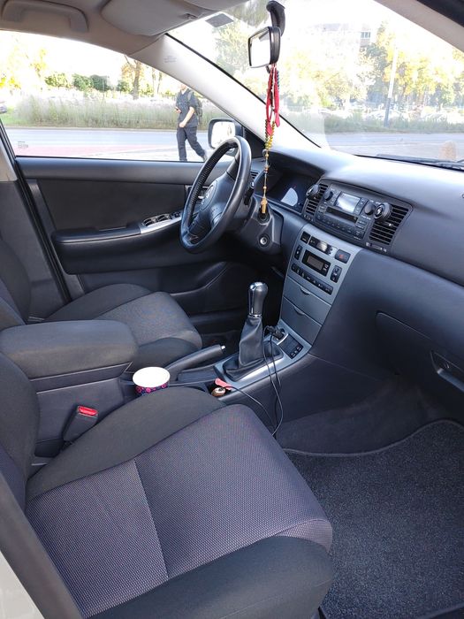 Toyota corolla 1.6 hatchbac