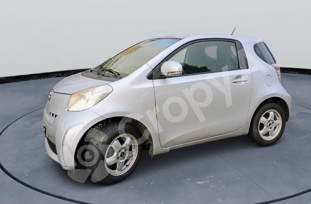 TOYOTA IQ  2011    vvTi     4 Lugares  estupidamente económico _____  107.000km