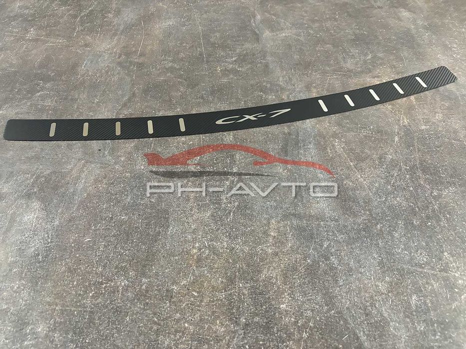 Накладка на задній бампер Mazda CX-7 CX 7 нержавійка + карбон