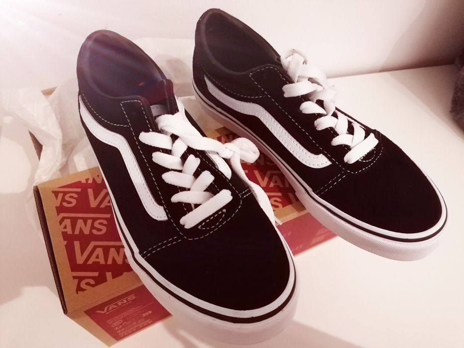 Vans Ward tamanho 35