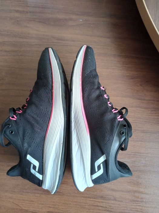 Кросівки Pro-Touch 37 розмір відмінний стан.