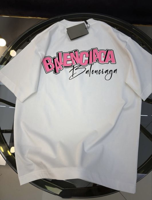 Футболка Balenciaga