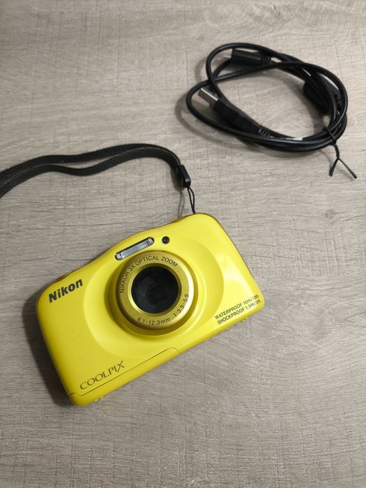 Nikon Coolpix S33 Waterproof