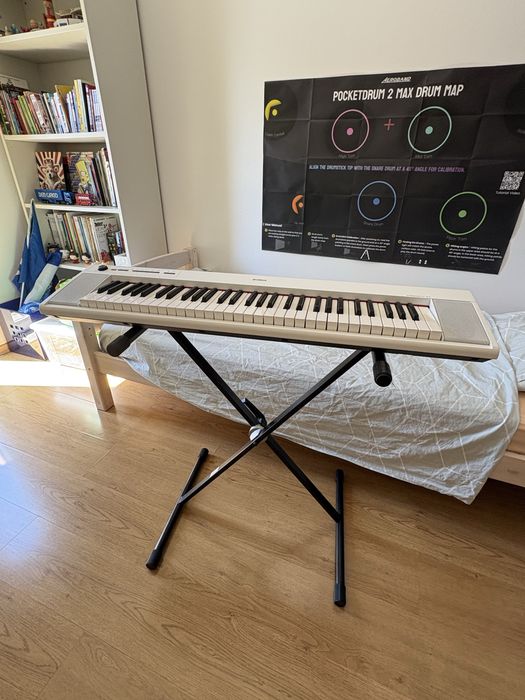 órgão yamaha piaggero np-12wh (portatil)