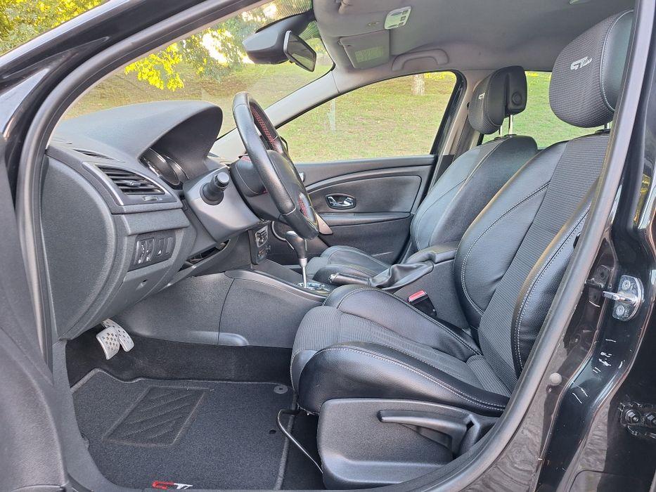 Renault Megane 1.5 dCi Gt Line Sport Tourer Caixa Automática