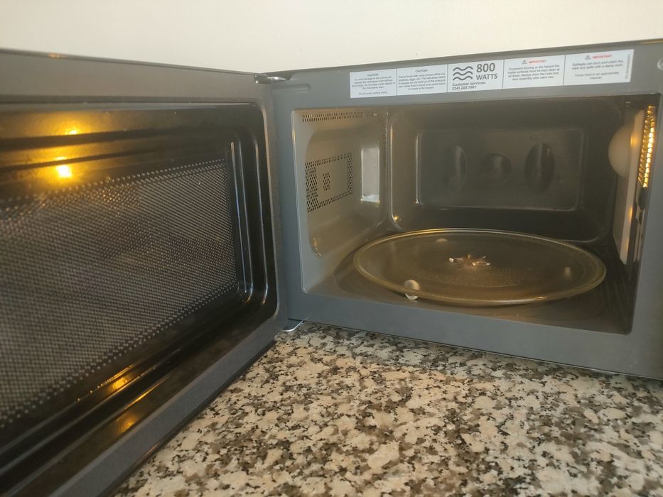 microondas - Russell Hobbs