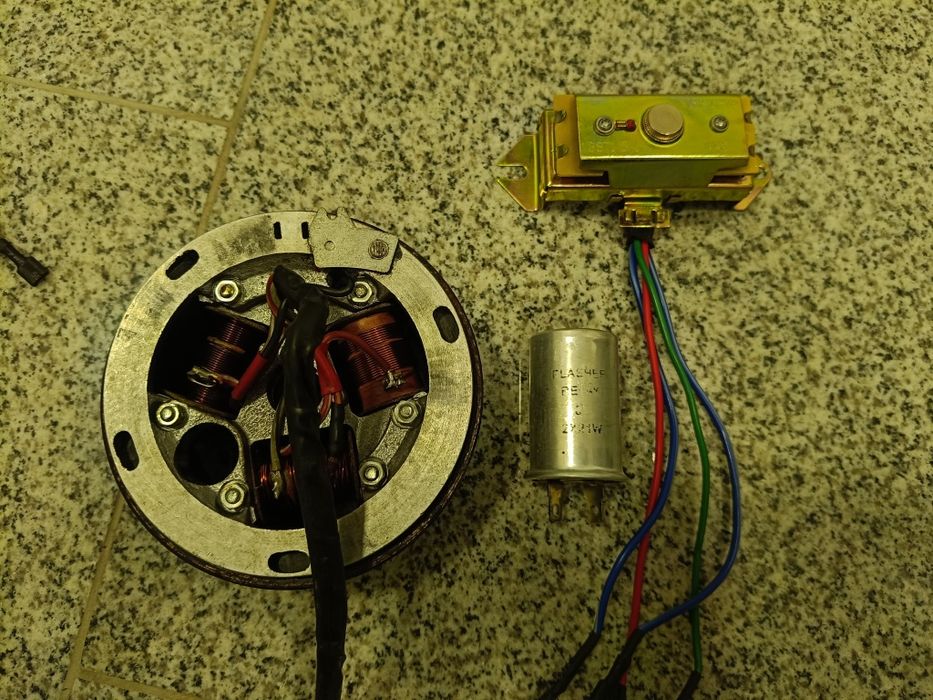 Bak zbiornik boczki błotniki Simson S51 DDR zapłon akumulator ładowani