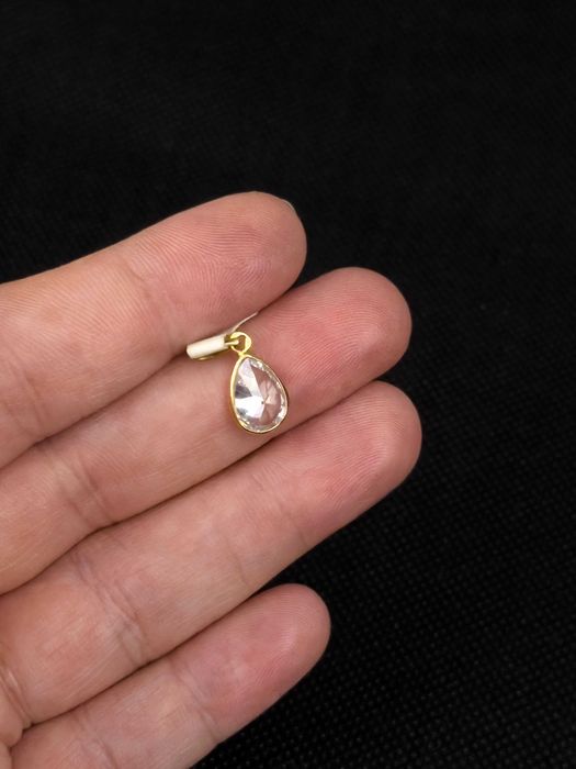 Pendente Gota em Ouro 19.2K com Pedra Transparente