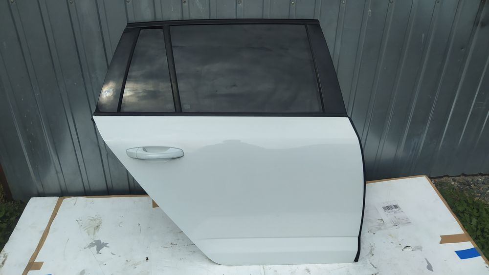 Drzwi prawe tylne prawy przód Skoda Octavia III 3 A7 13- LF9F kombi