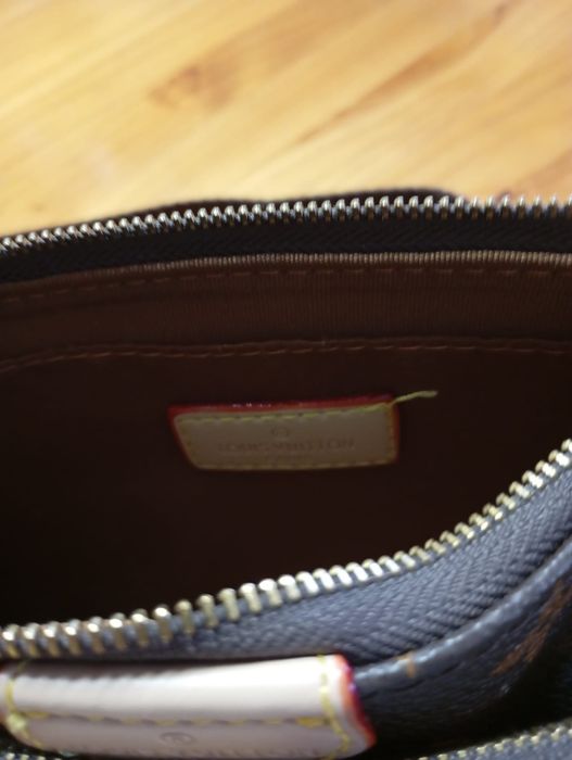 Vendo este conjunto de malas