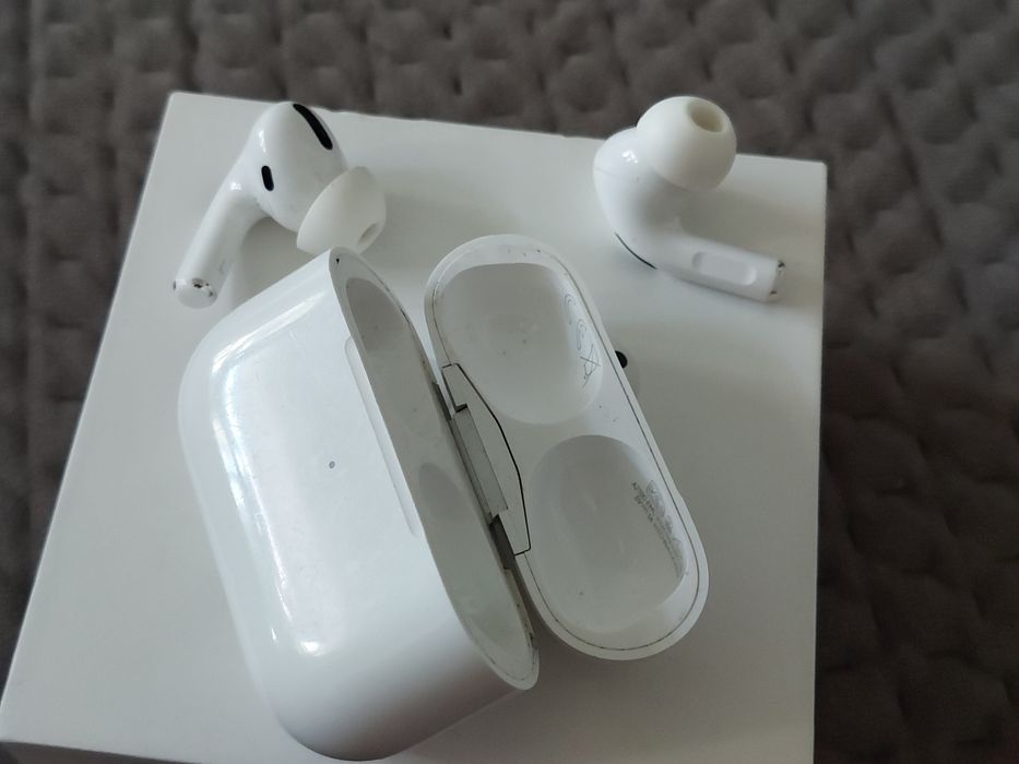 Airpods pro 1. Навушники