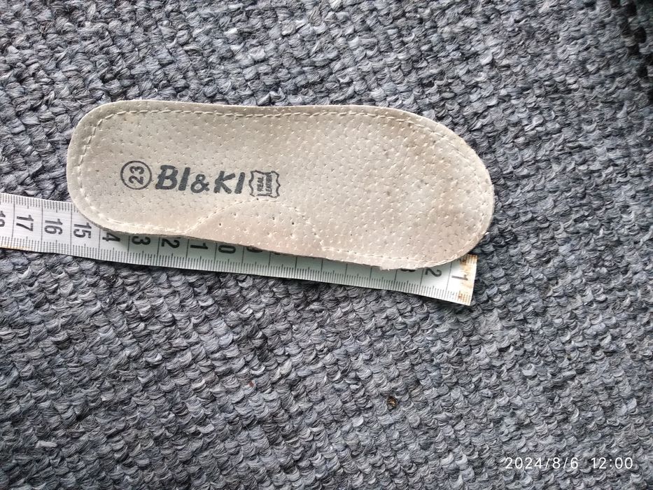 Демісезонні шкіряні черевики 23 розміру