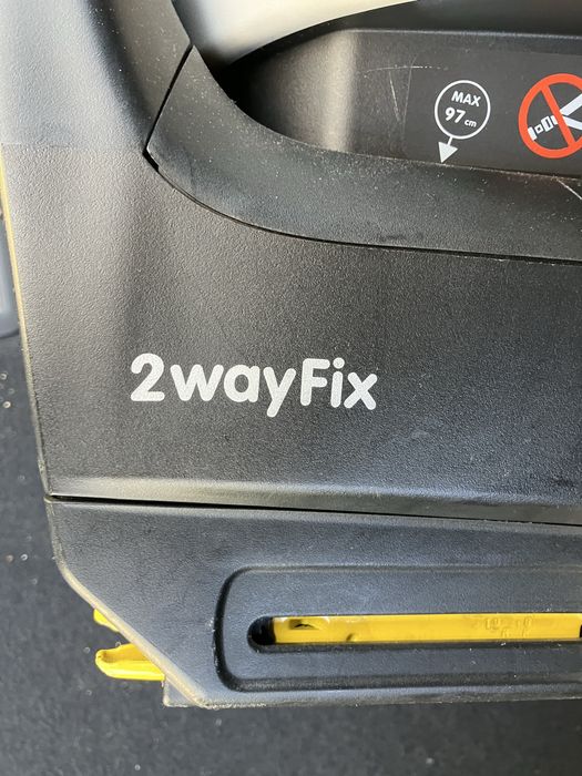 Cadeira bebé Maxi-Cosi ISOFIX