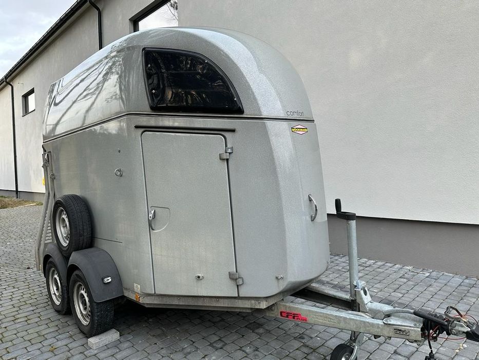 Wynajmę przyczepę do przewozu koni