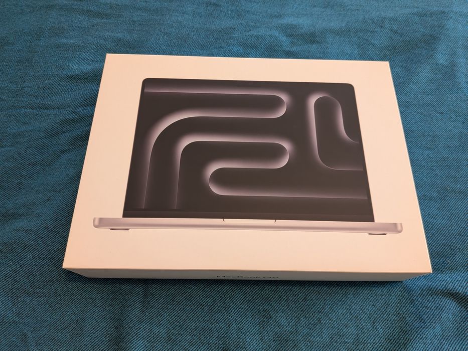 MacBook Pro M5 14"