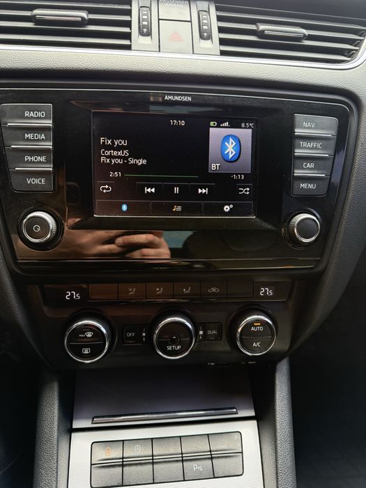 Шкода  октавія A7 2013року,1.6дизель,обслужена,2 ключа,2 комплекти дисків та гуми
