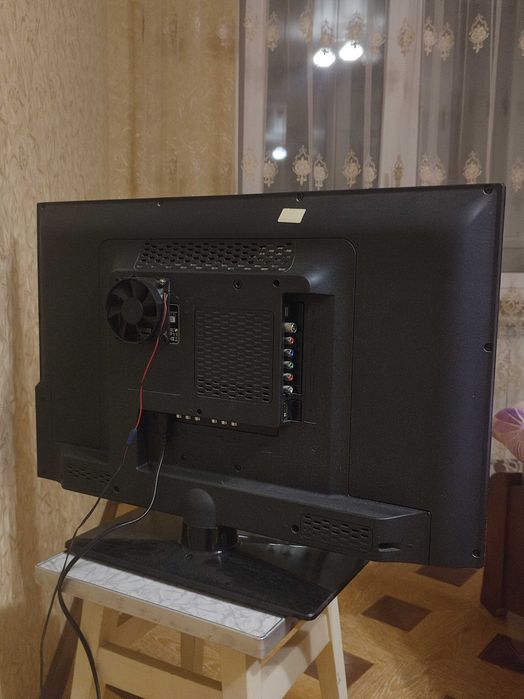 Телевізор Saturn