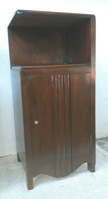 Conjunto 2 Mesas de cabeceira Anos 40