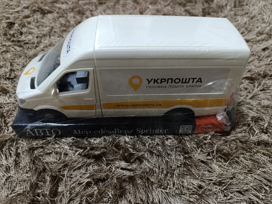 Іграшкова Машинка