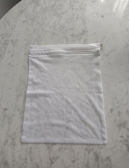 Julimex Nowy biały worek siatka do prania bielizny na suwak 38x29 cm
