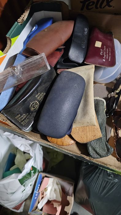 Coleção com mais 60 óculo antigos. Vintage / retro