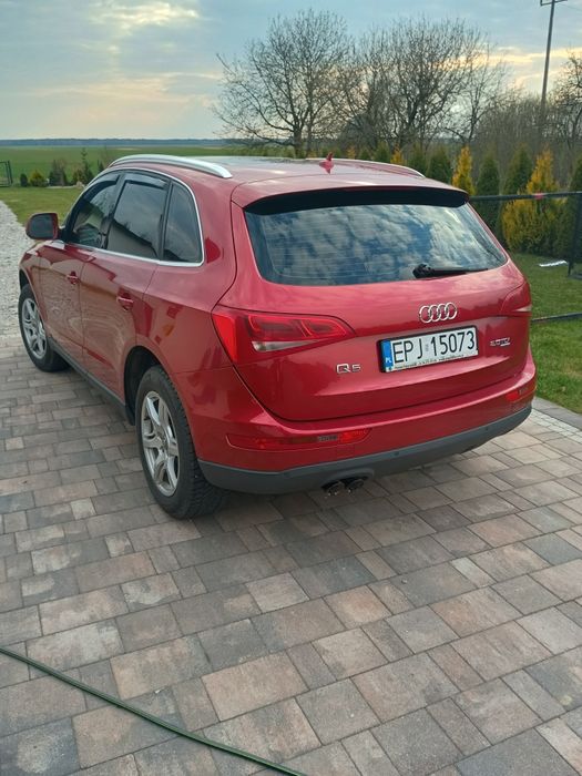 Audi Q5 2.0tdi  Quattro 170km