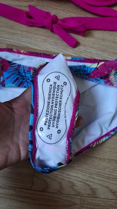 Шикарний купальник, новий, розмір L, XL