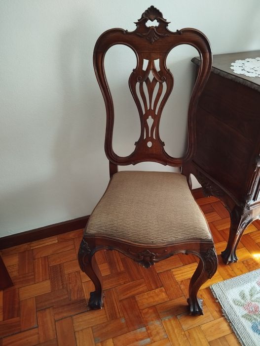 Espelho e cadeira vintage