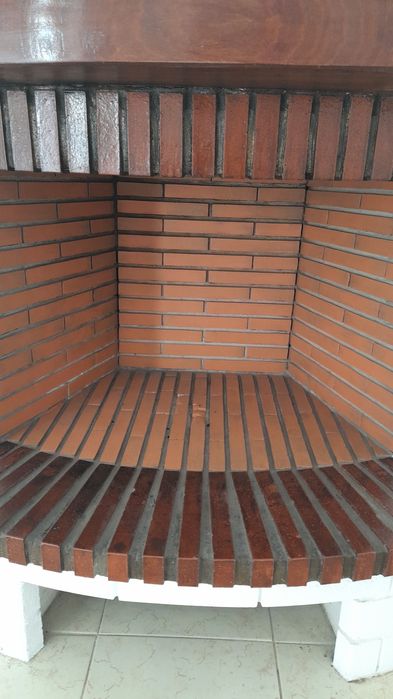 Executamos trabalhos de pintura e reformas em geral