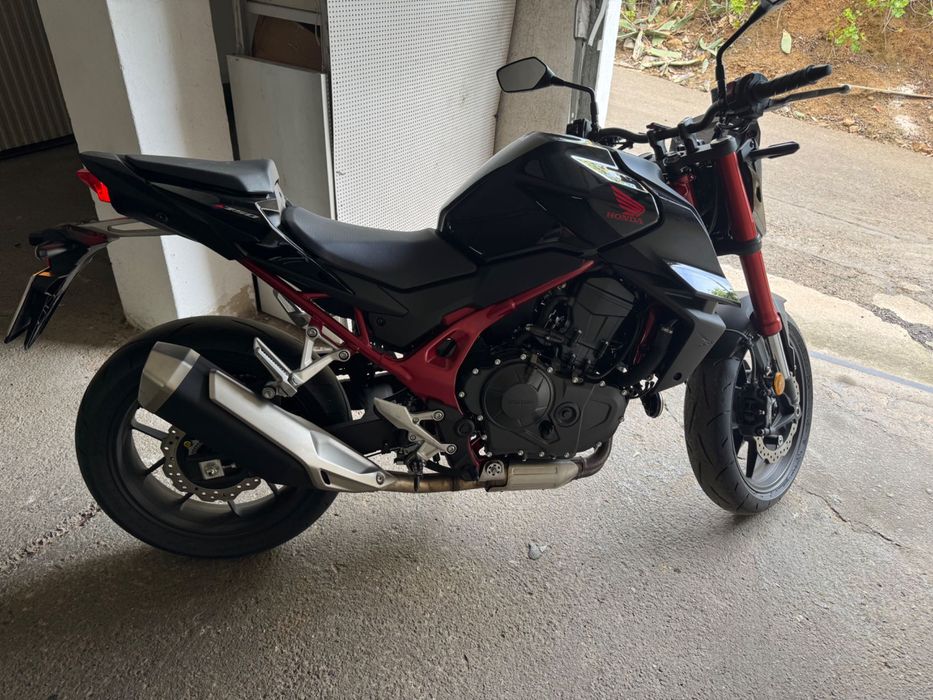 Honda hornet cb 750