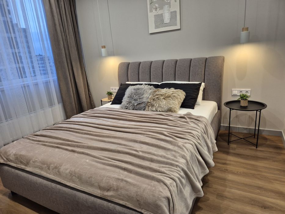 Оренда 46м2 Варшавський-2/Варшавский. Дизайн.р-нт. Крістерів,16