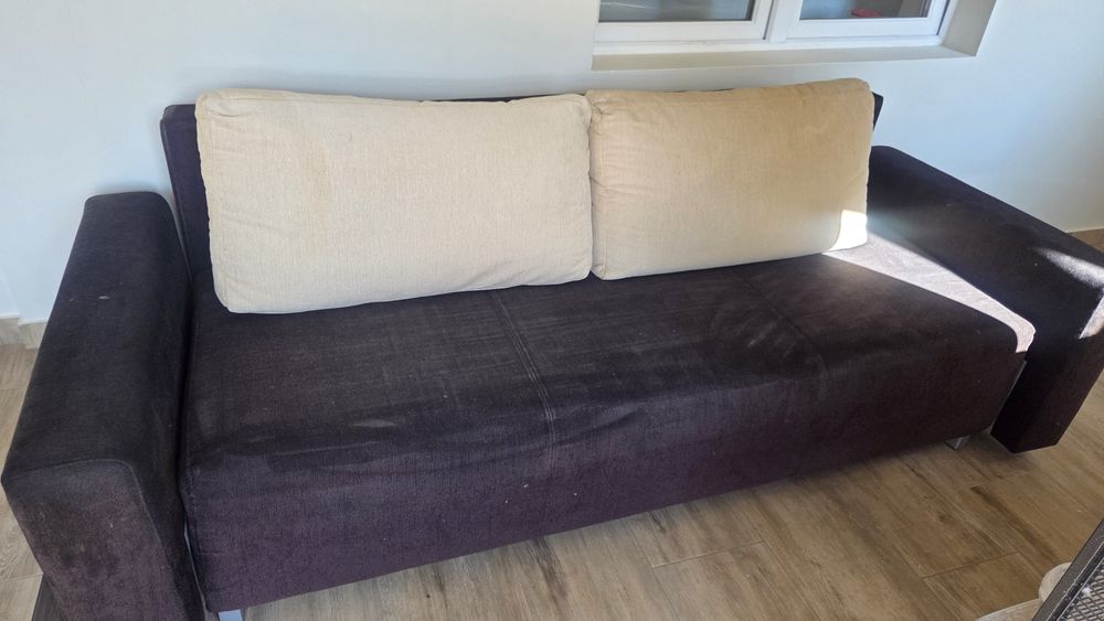 Oddam za darmo sofa + stolik