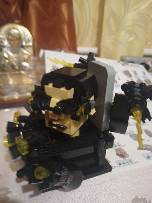 Іграшка скібіді туалет