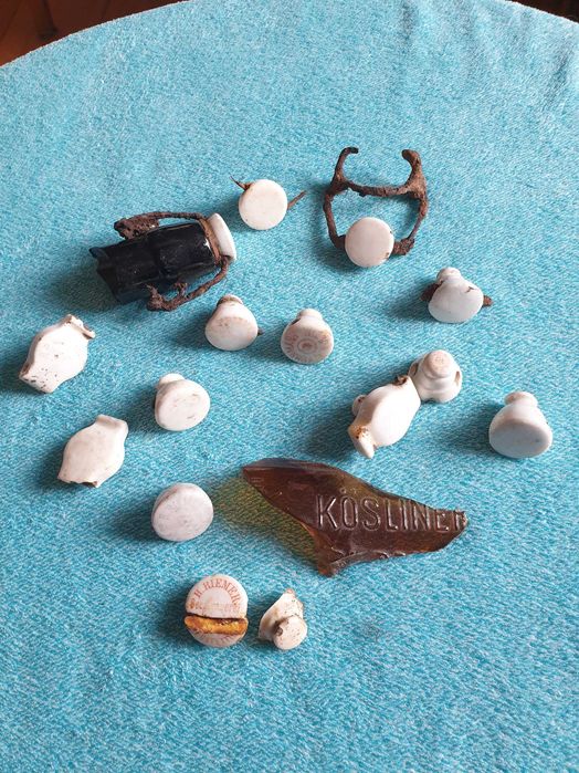 zestaw porcelanowych kapsli