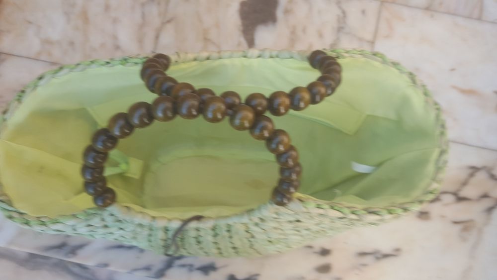 Cesto  para  Senhora  em palhinha  de artesanato  Novo