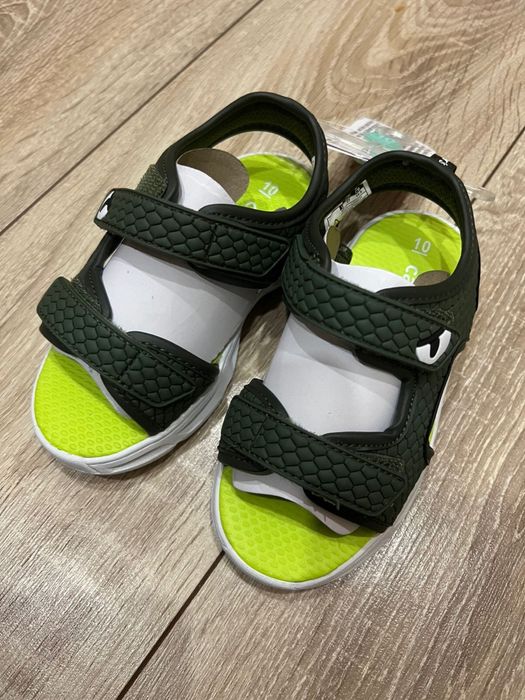 Босоніжки Carter’s для хлопчика