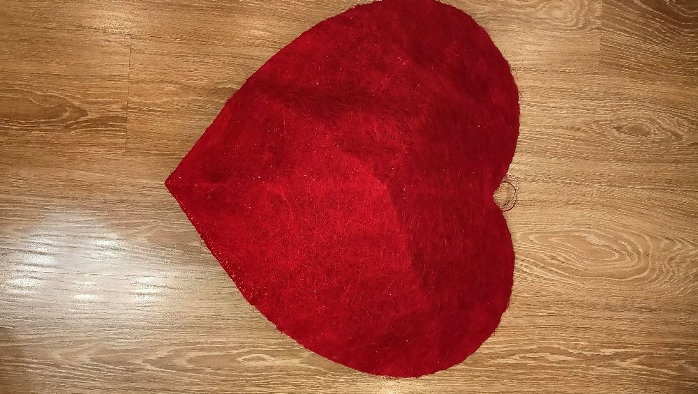 Декор об'ємне сердце підвіска під стелю