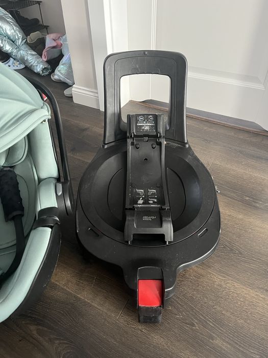 Fotelik nosidełko z bazą obrotową Britax Romer