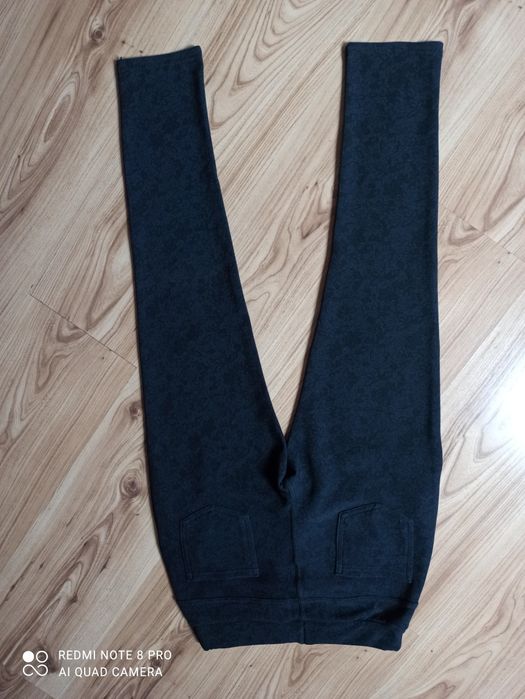 Eleganckie granatowe spodnie