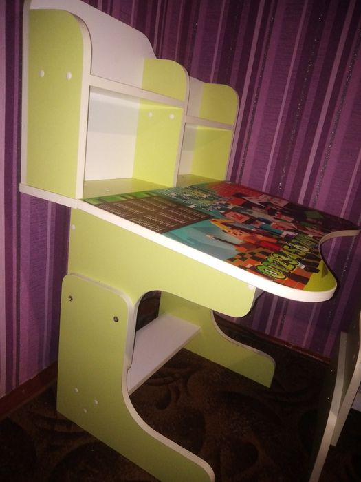 Стіл дитячий із стільцем