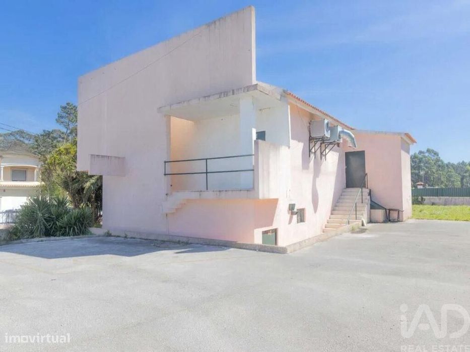 Prédio em Esgueira de 520,00 m2