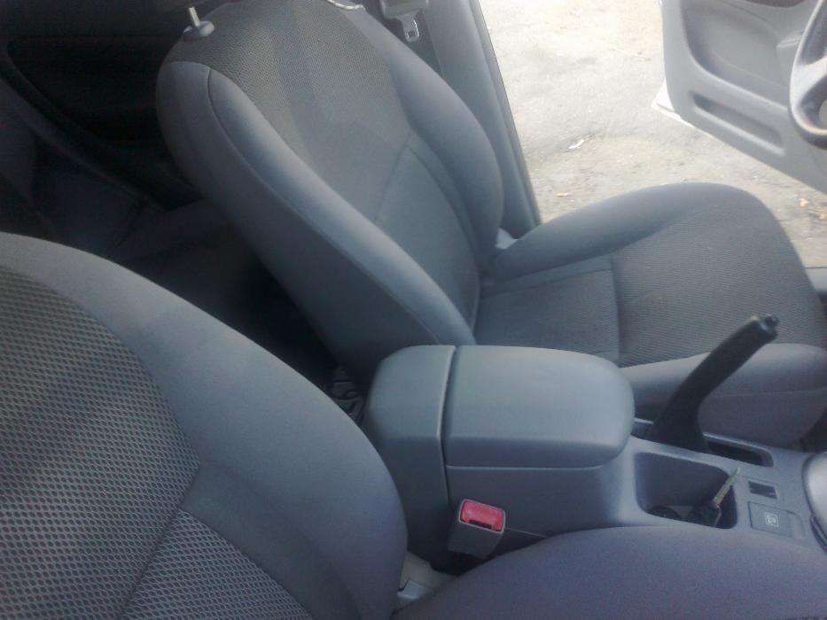 Салон rav4 toyota 2003г.