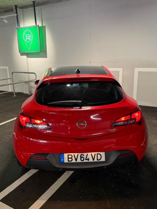 Opel Atra GTC 1.6 cdti