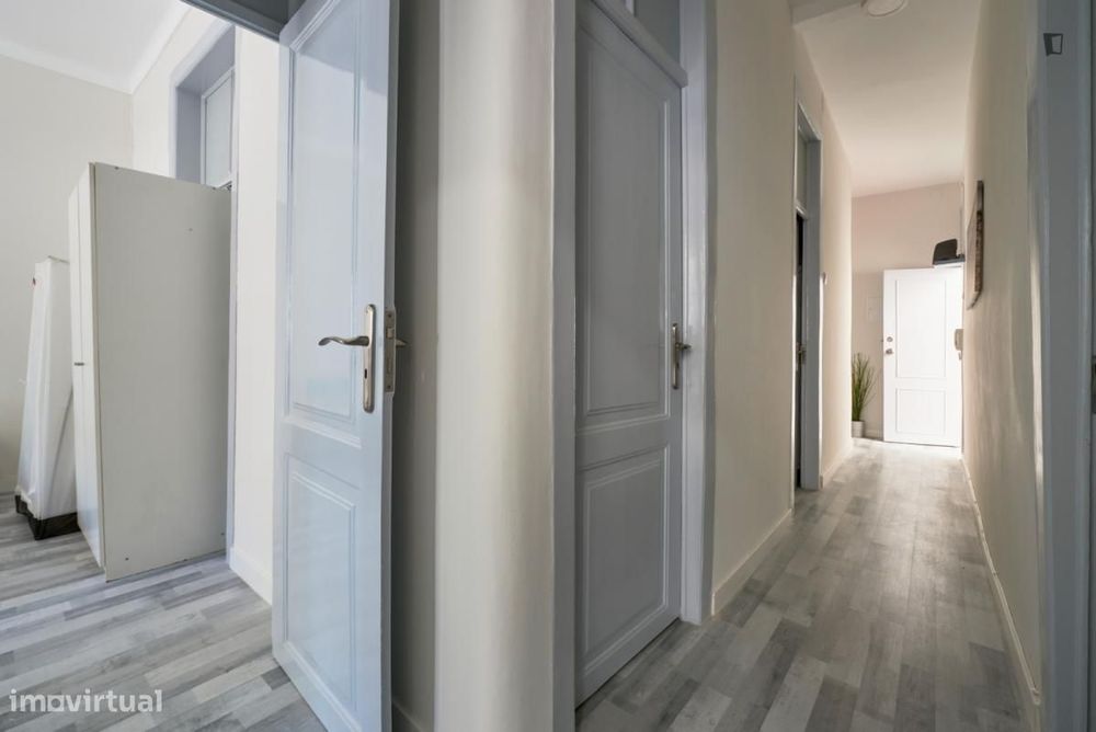 Quarto - localizado em Penha de França Lisbon