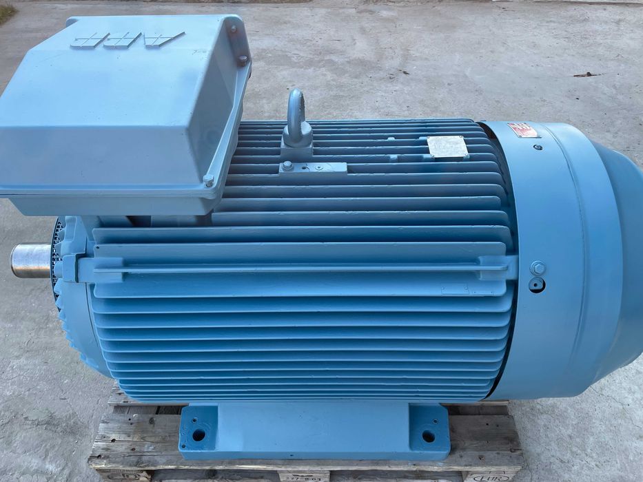 Silnik elektryczny 355 kW/980 obr ABB