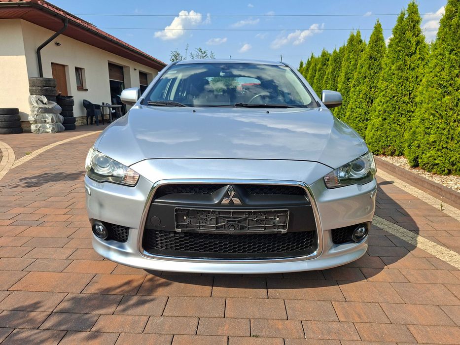 Mitsubishi Lancer