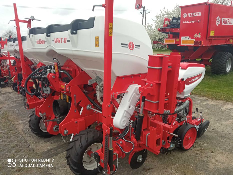 Siewnik pneumatyczny 6 rzędów OZDOKEN VPKT-DG6 kukurydza burak rzepak