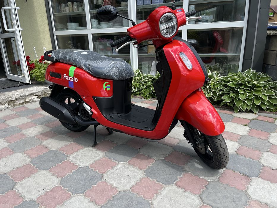 Максі скутер Yamaha Fazio 125