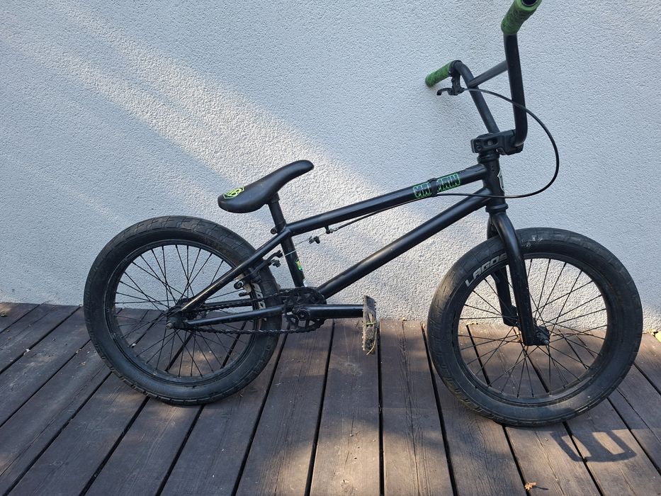 Rower BMX MAFIABIKES Madmain 18” Flat Black